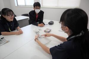 話し合いの様子の画像