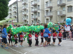 夏祭りの様子